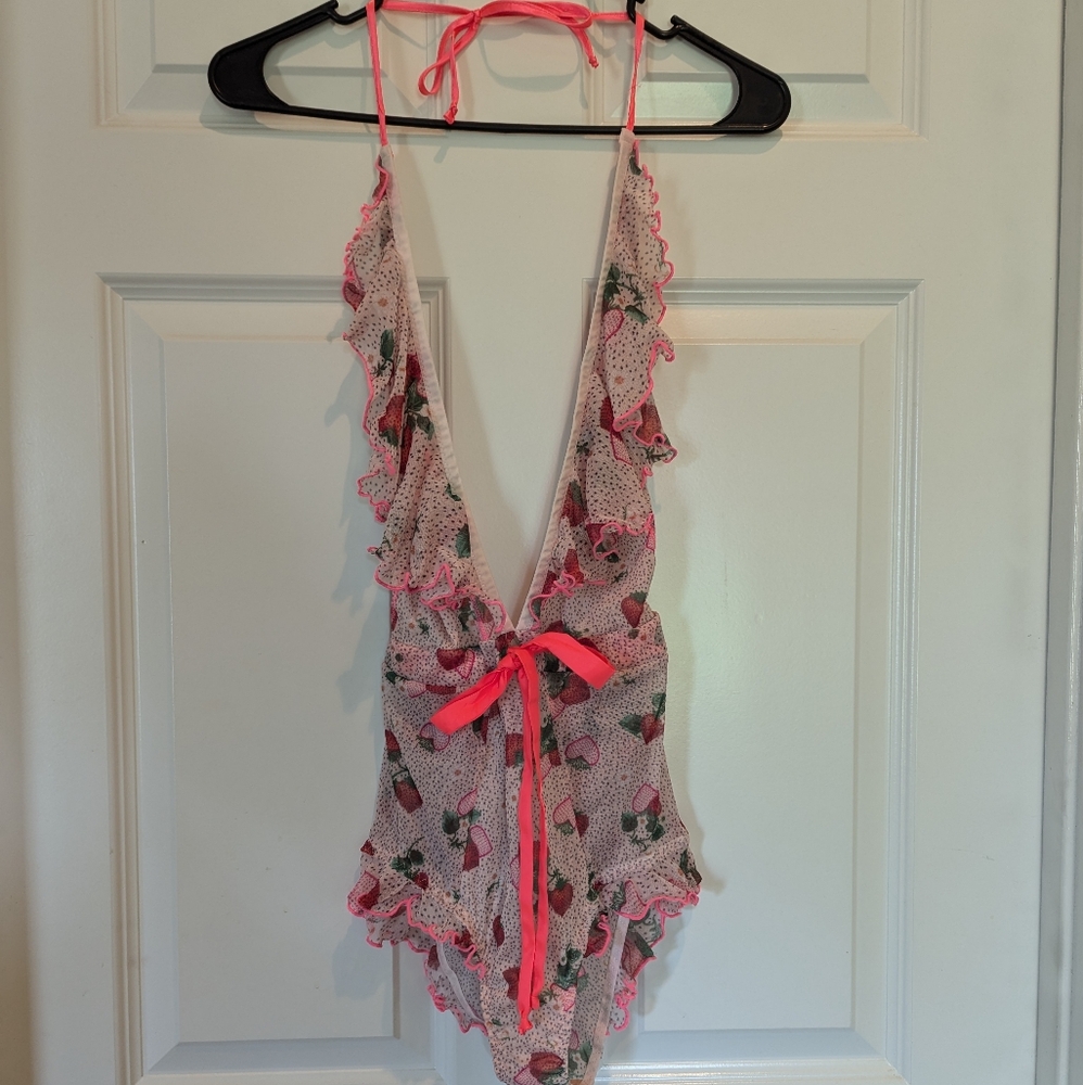 🍓 Strawberry lingerie one-piece!